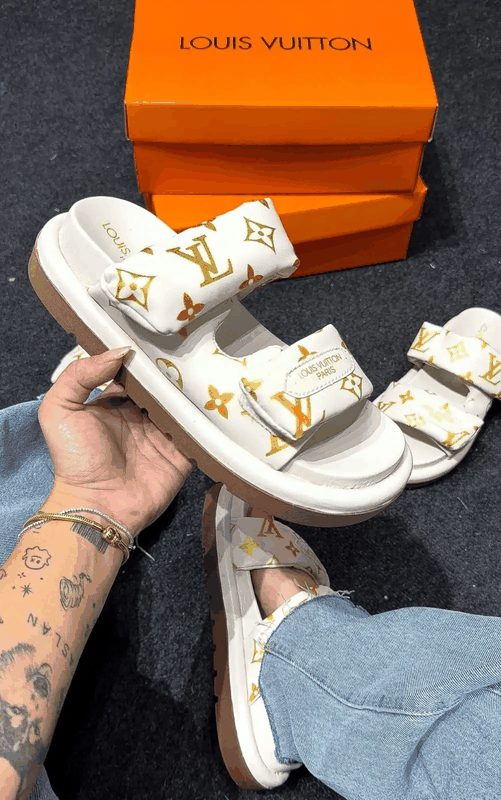SANDALIA FEMININA LV - BRANCO/OURO