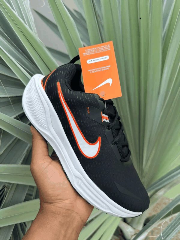 NIKE FIT ESPORTIVO - PRETO/LARANJA/BCO