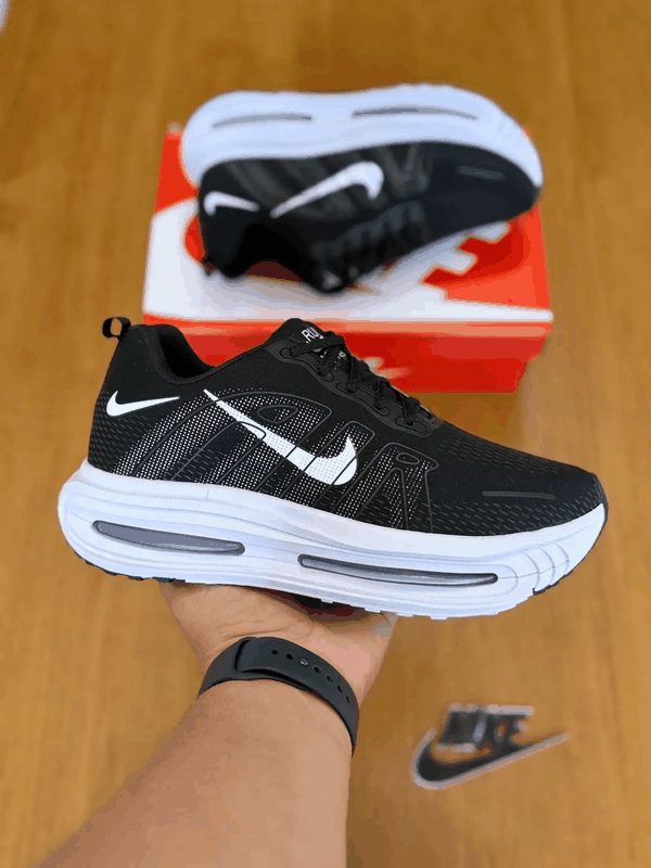 NIKE ZOOM PREMIUM - PRETO/BRANCO