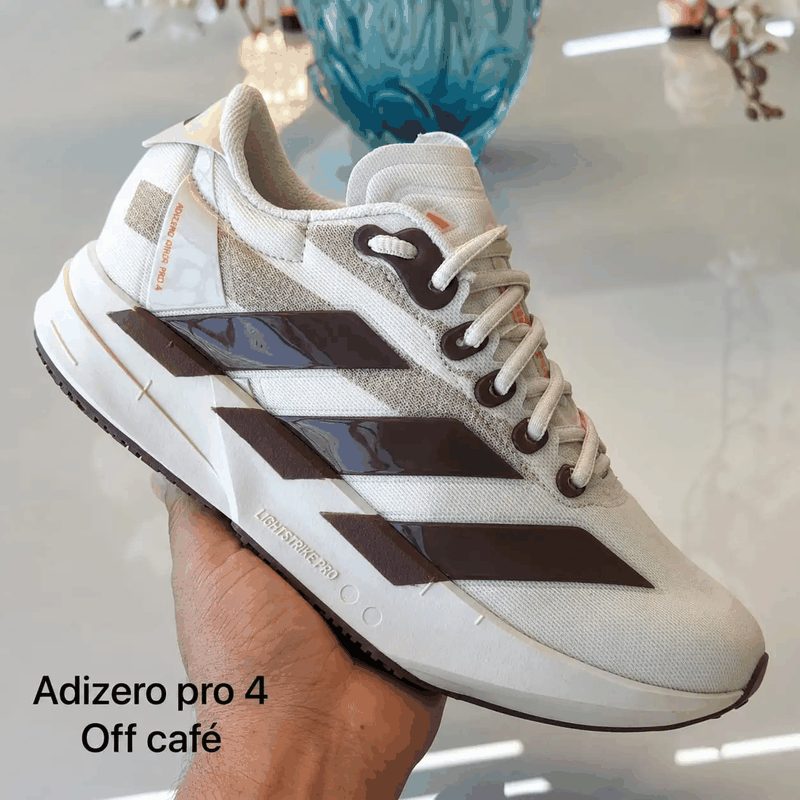 ADIZERO PRO 4 - OFF/CAFÉ VERNIZ