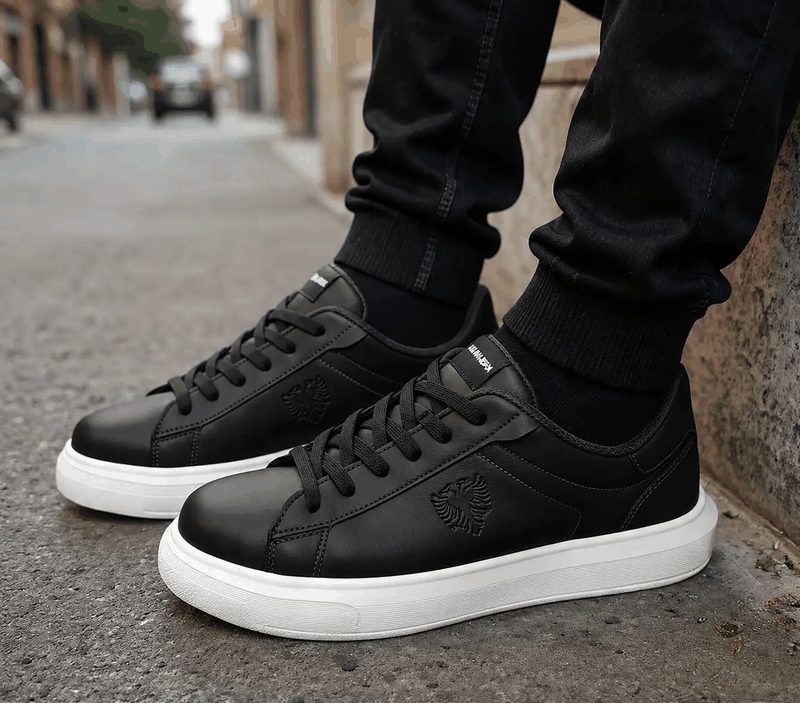 SAPATENIS CAVALERA - PRETO/BCO