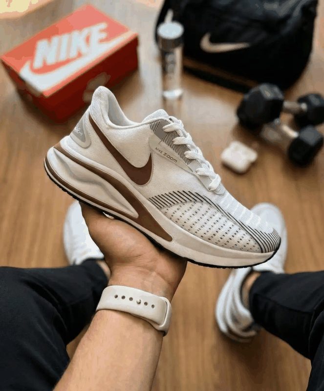 NIKE ZOOM X ATLAS - OFF/CAFÉ/OFF