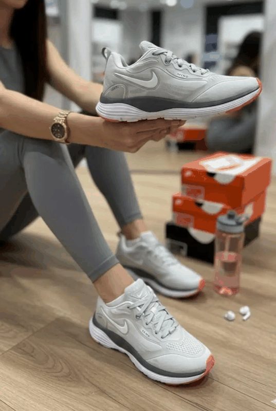 NIKE LEVEL - CINZA