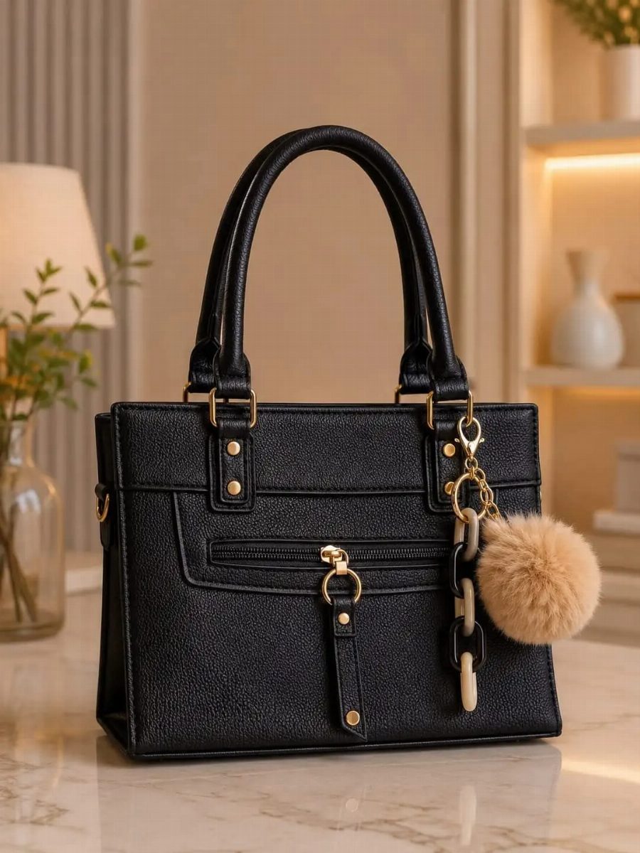 BOLSA FEMININA POMPOM - PRETA