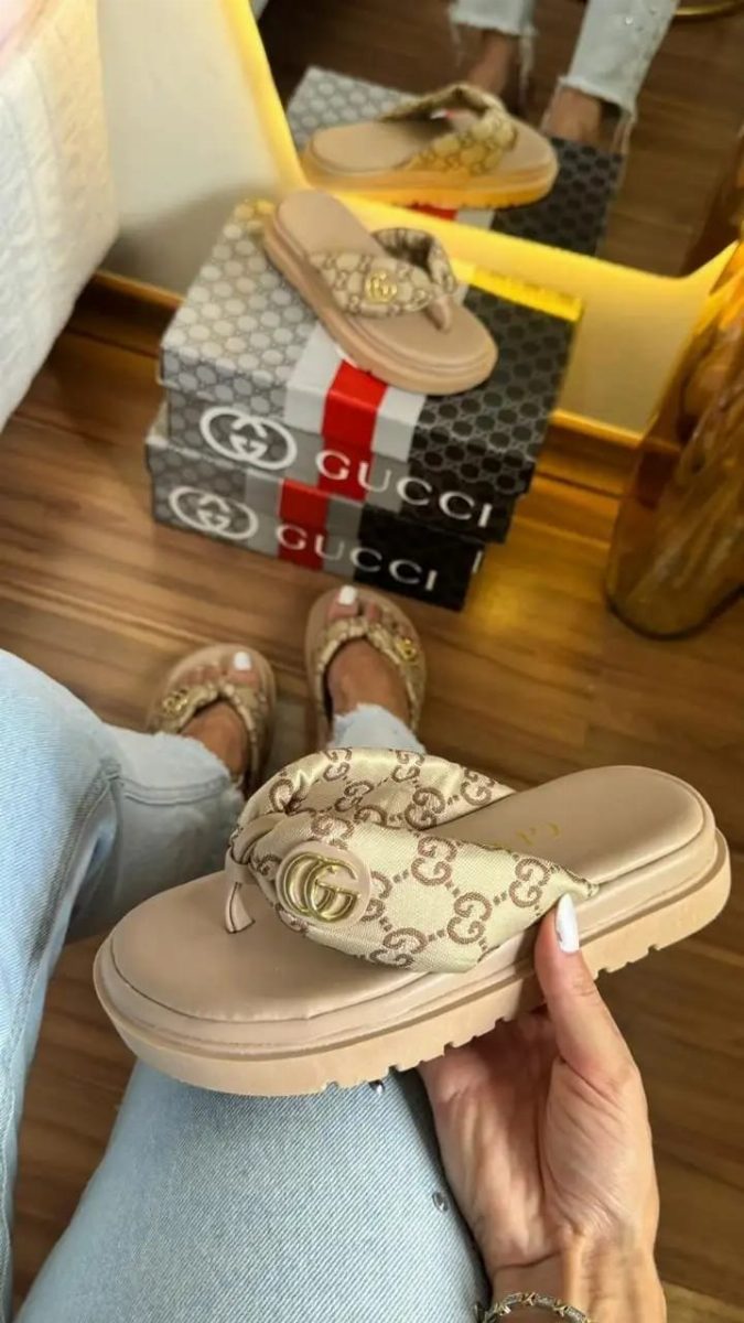 SANDALIA GUCCI DEDO - BEGE/BEGE