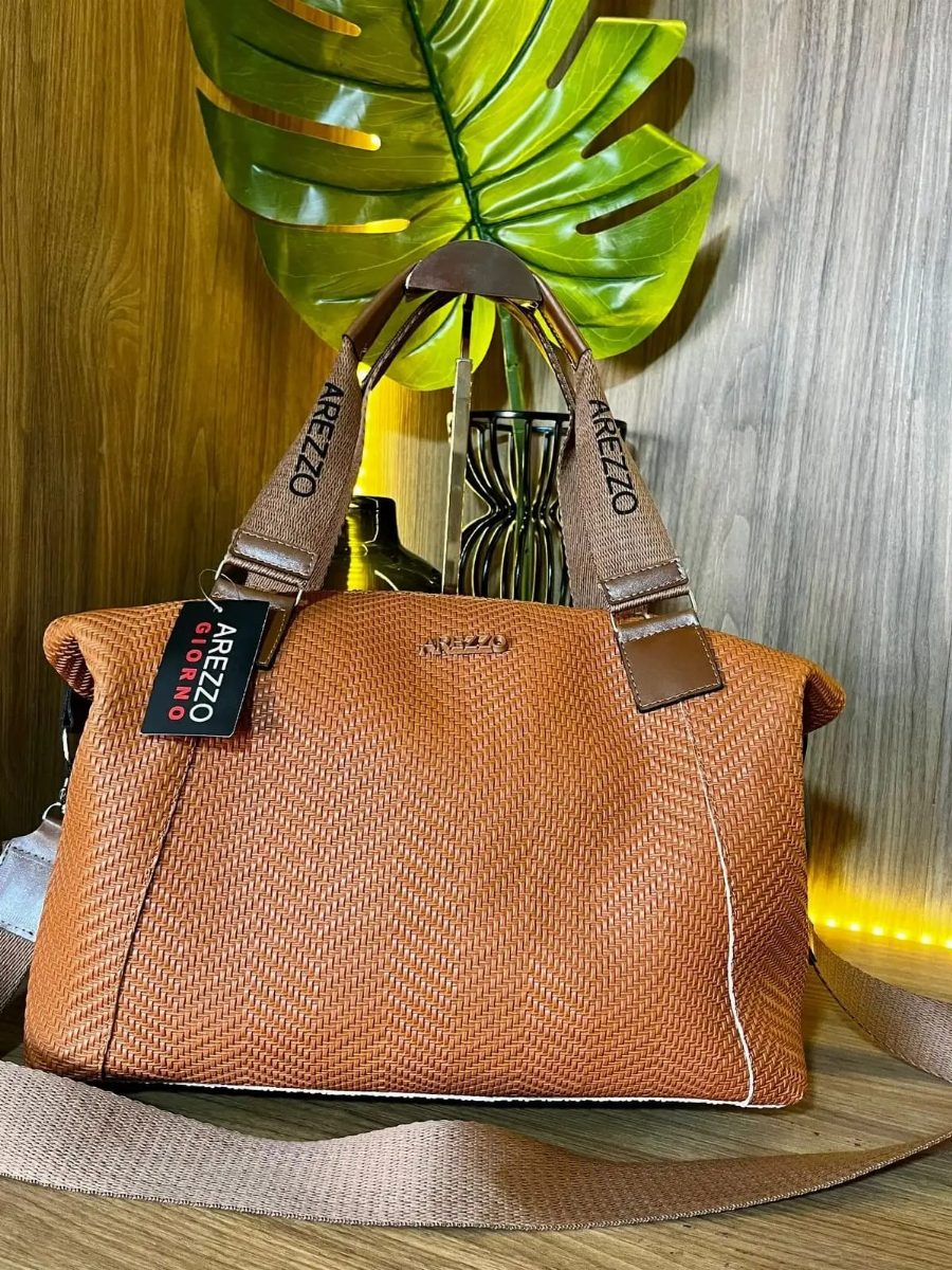 BOLSA AREZZO BAÚ - CARAMELO