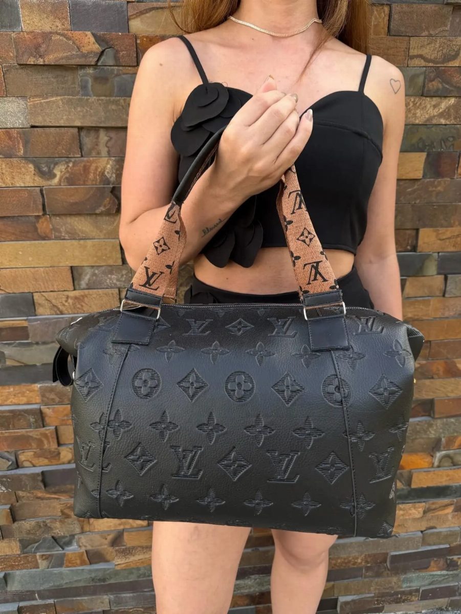 BOLSA BAÚ LV - PRETA