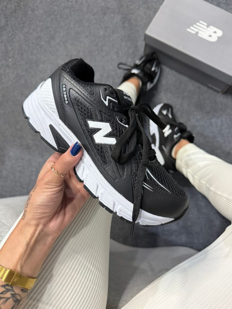 NEW BALANCE RUNNING - PRETO/BRANCO