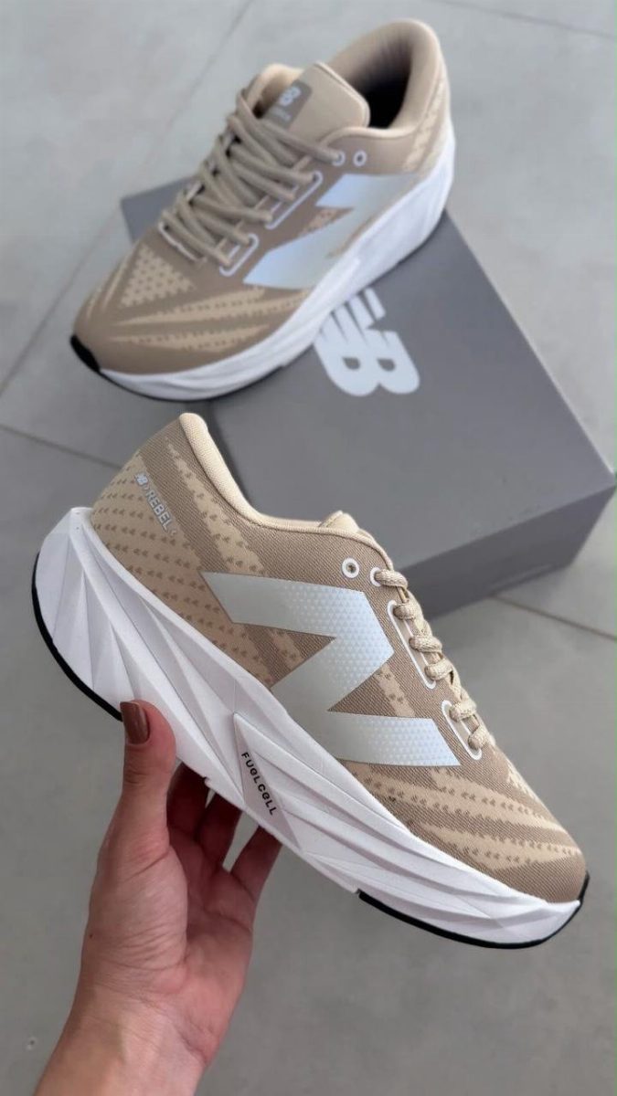 NEW BALANCE REBEL FC - BEGE/BRANCO