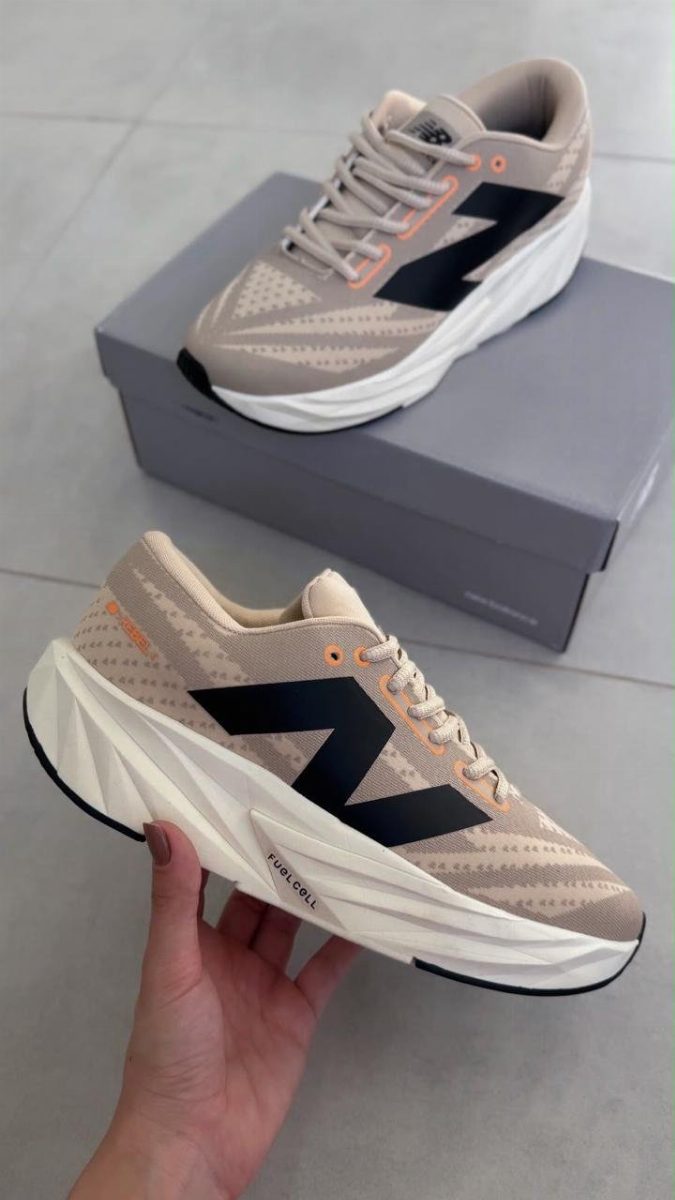 NEW BALANCE REBEL FC - CREME/OFF