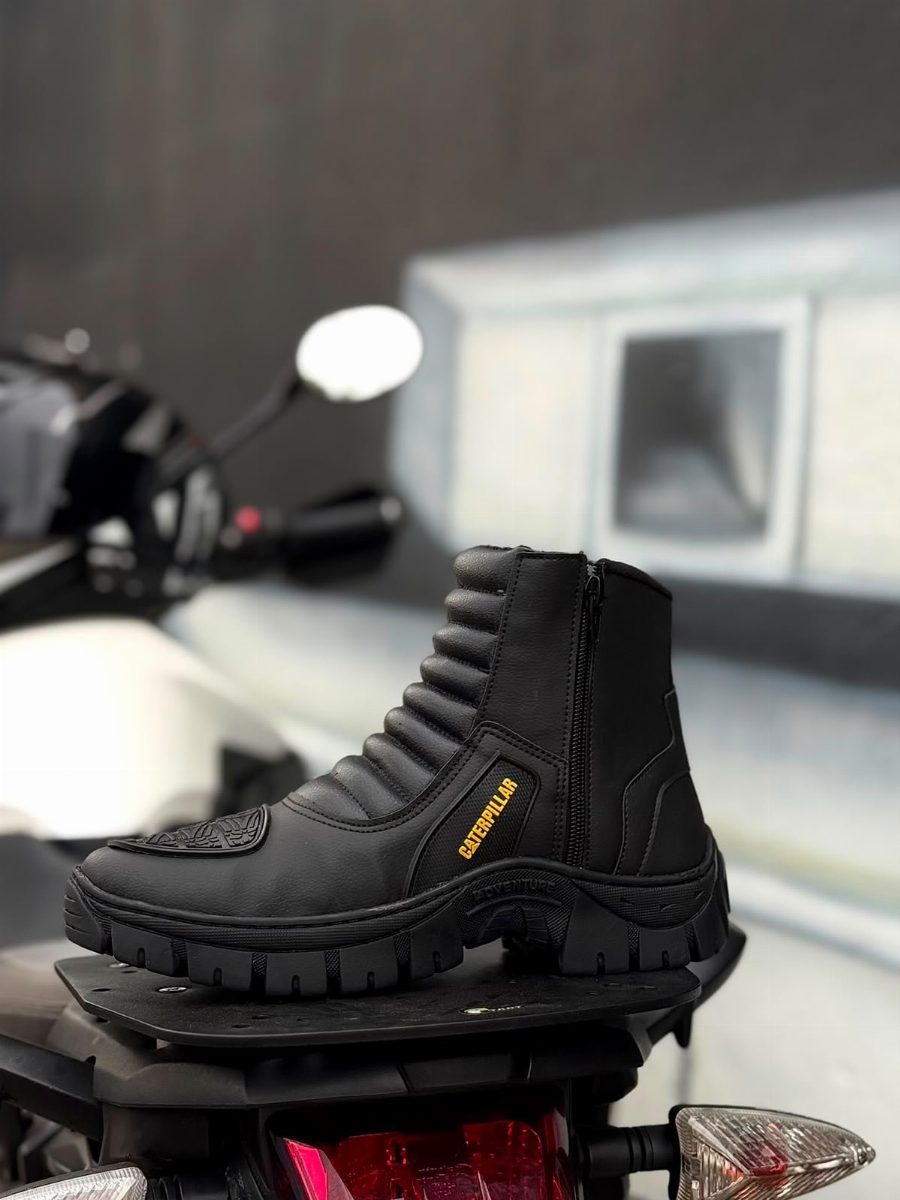 BOTA CAT 07 - PRETO