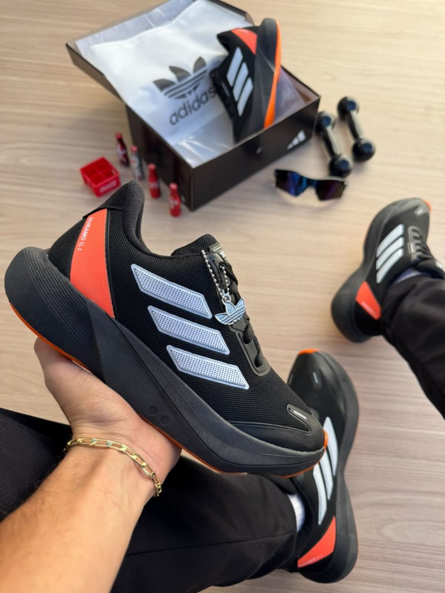 ADIDAS DURAMO CHV - PRETO/PRETO/LARANJA