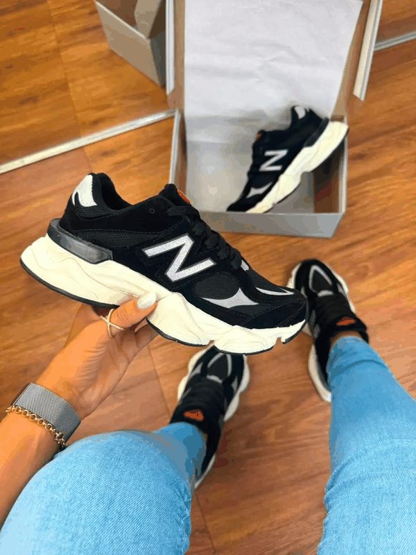 NEW BALANCE 9060 PREMIUM - PRETO/OFF