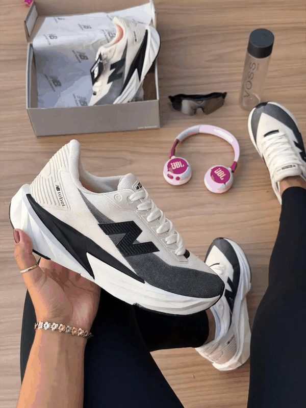 NEW BALANCE REBEL II - OFF/PRETO/BCO