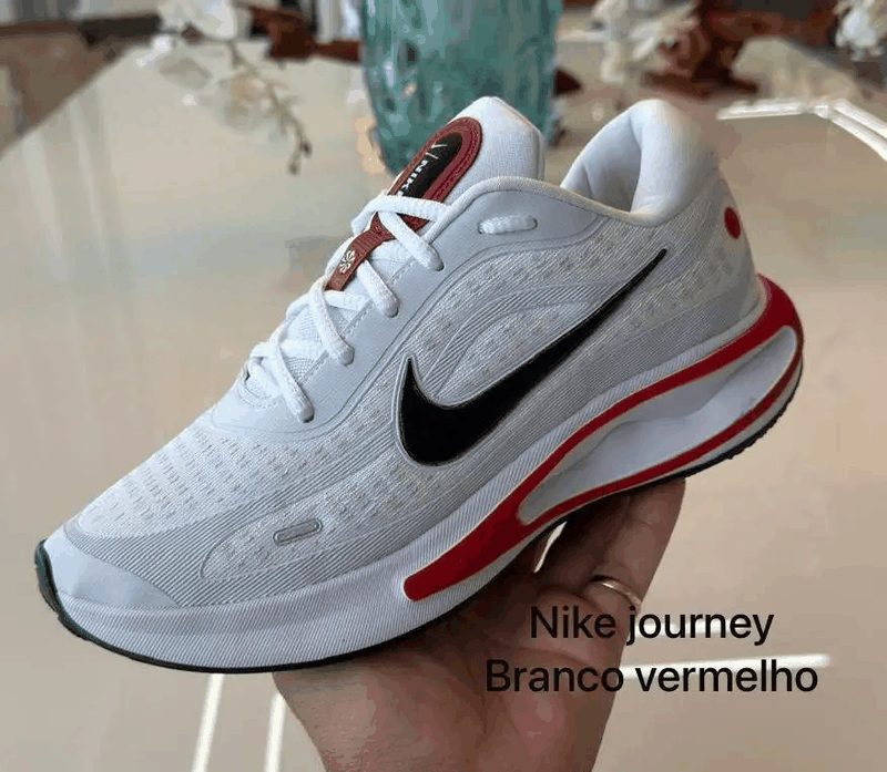 NIKE JOURNEY - BCO/VERMELHO