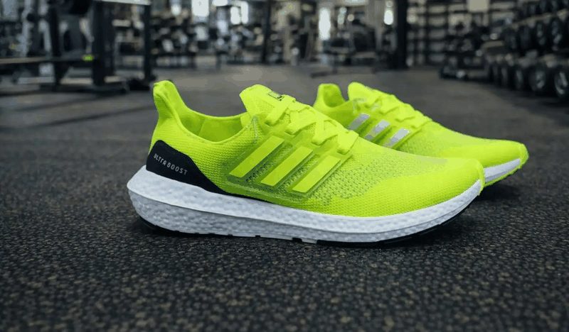 ADIDAS ULTRA BOOST - VERDE LIMÃO